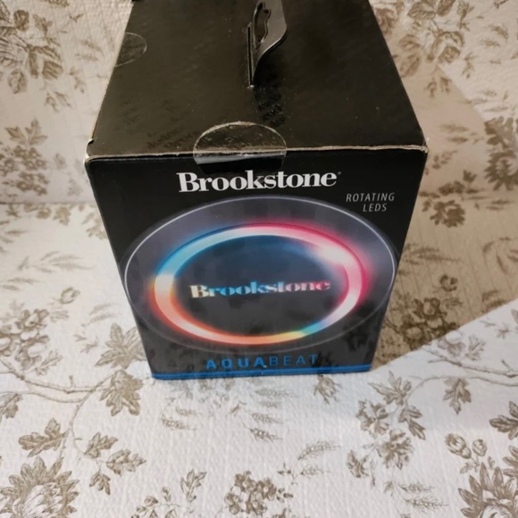 Brookstone Aquabeat waterproof bluetooth speaker - Picture 2 of 3